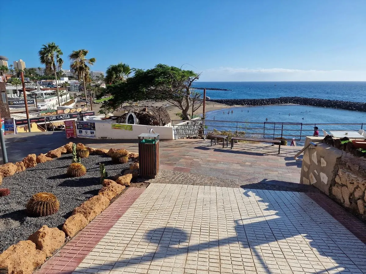 Daniel Beachfront, 2 Rooms Wifi Free Playa de las Americas  Dom wakacyjny