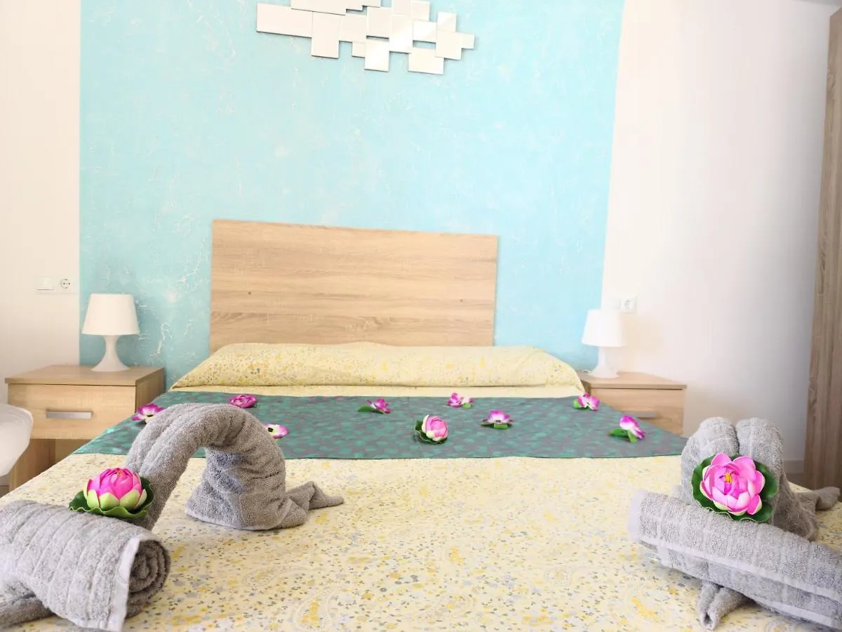 Dom wakacyjny Daniel Beachfront, 2 Rooms Wifi Free Playa de las Americas  Hiszpania